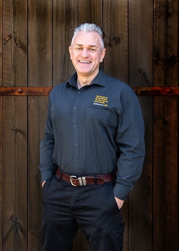 Miles Primrose providing one-on-one plumbing business coaching across Australia.
